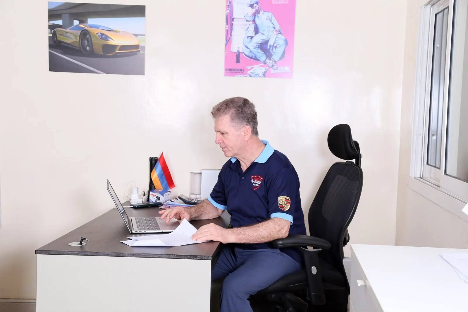 Owner-led engine inspection at Missak Auto Garage